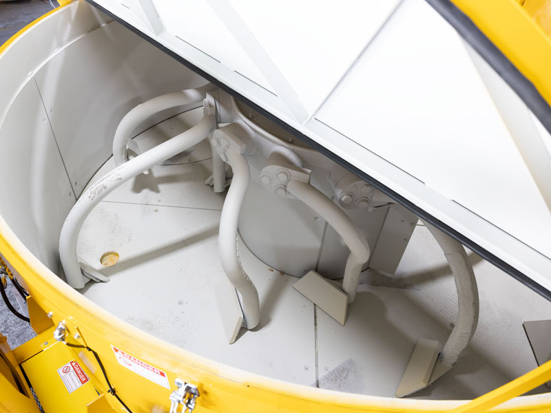 pan-mixer-opened-inside Voeller-Mixer-Cyclo-Pan-Mixer
